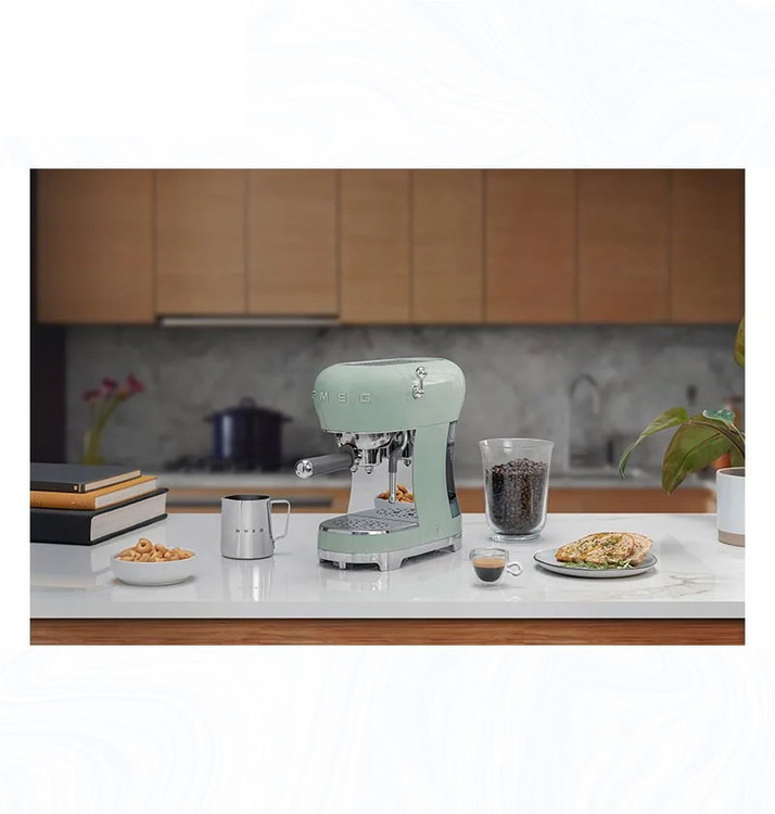 اسپرسو ساز کلاسیک ایتالیا سبز پاستیلی اسمگ مدل ECF02PGEU