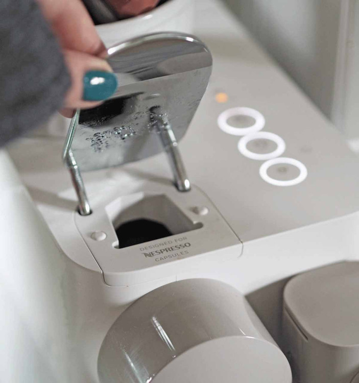 اسپرسو ساز نسپرسو لاتیسیما وان دلونگی مدل Lattissima One EN500